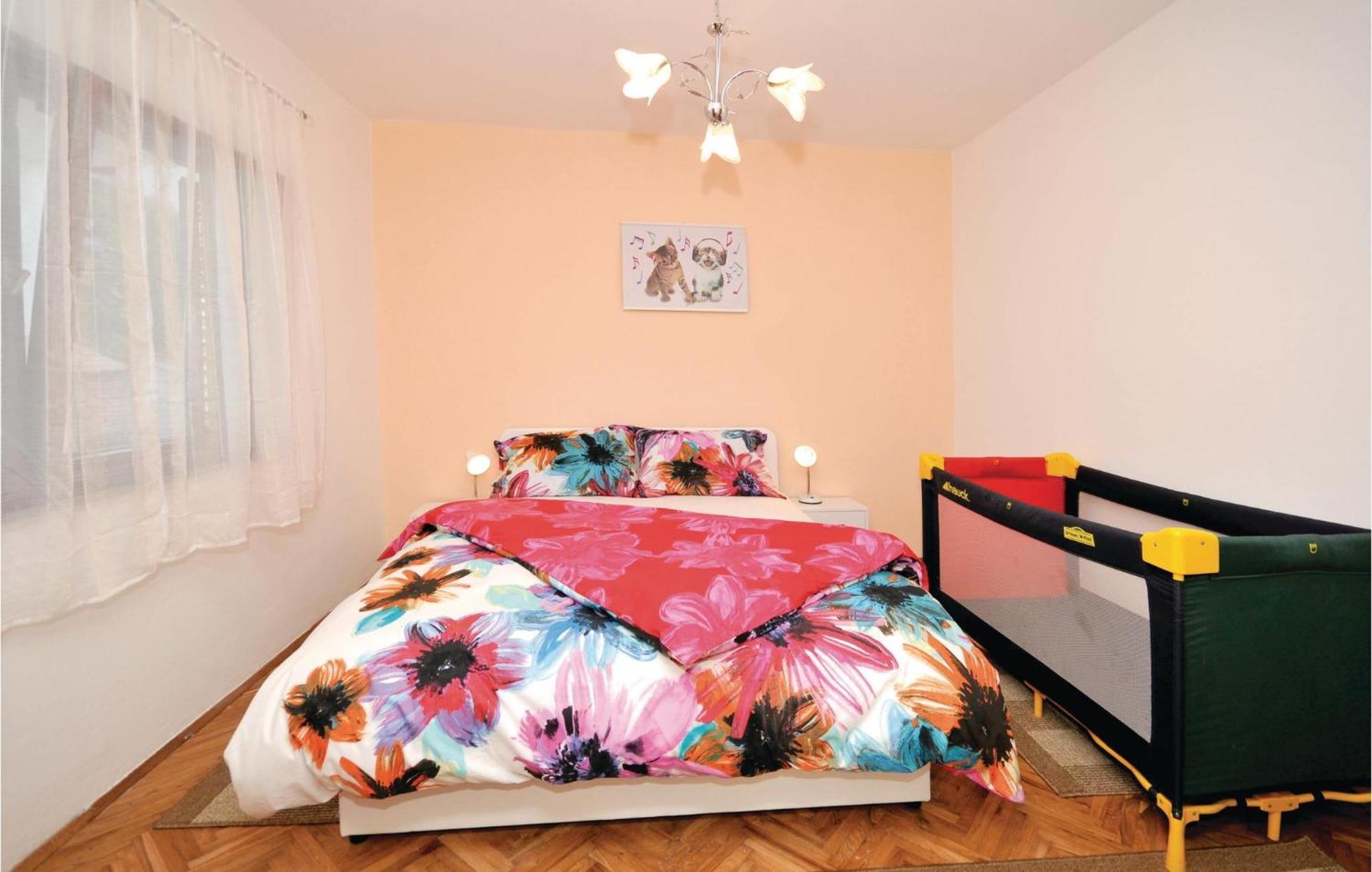 2 Bedroom Cozy Apartment In มารีนา ภายนอก รูปภาพ